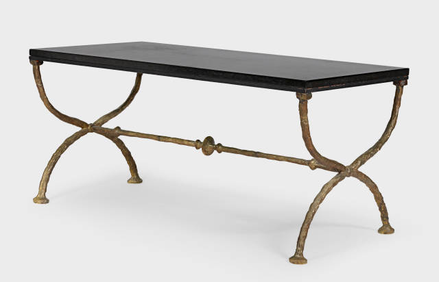 Diego Giacometti : Table basse pieds en X, Ca. 1960